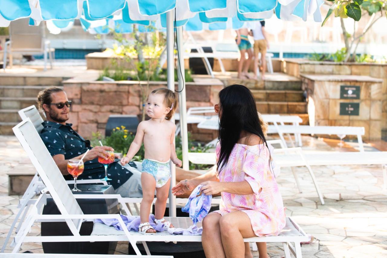 The Capital Zimbali Otel Ballito Dış mekan fotoğraf Family at the pool