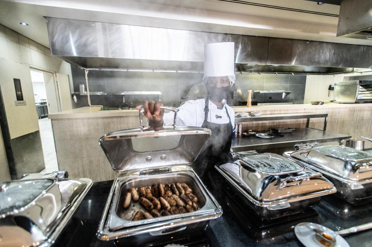 The Capital Zimbali Otel Ballito Dış mekan fotoğraf A commercial kitchen